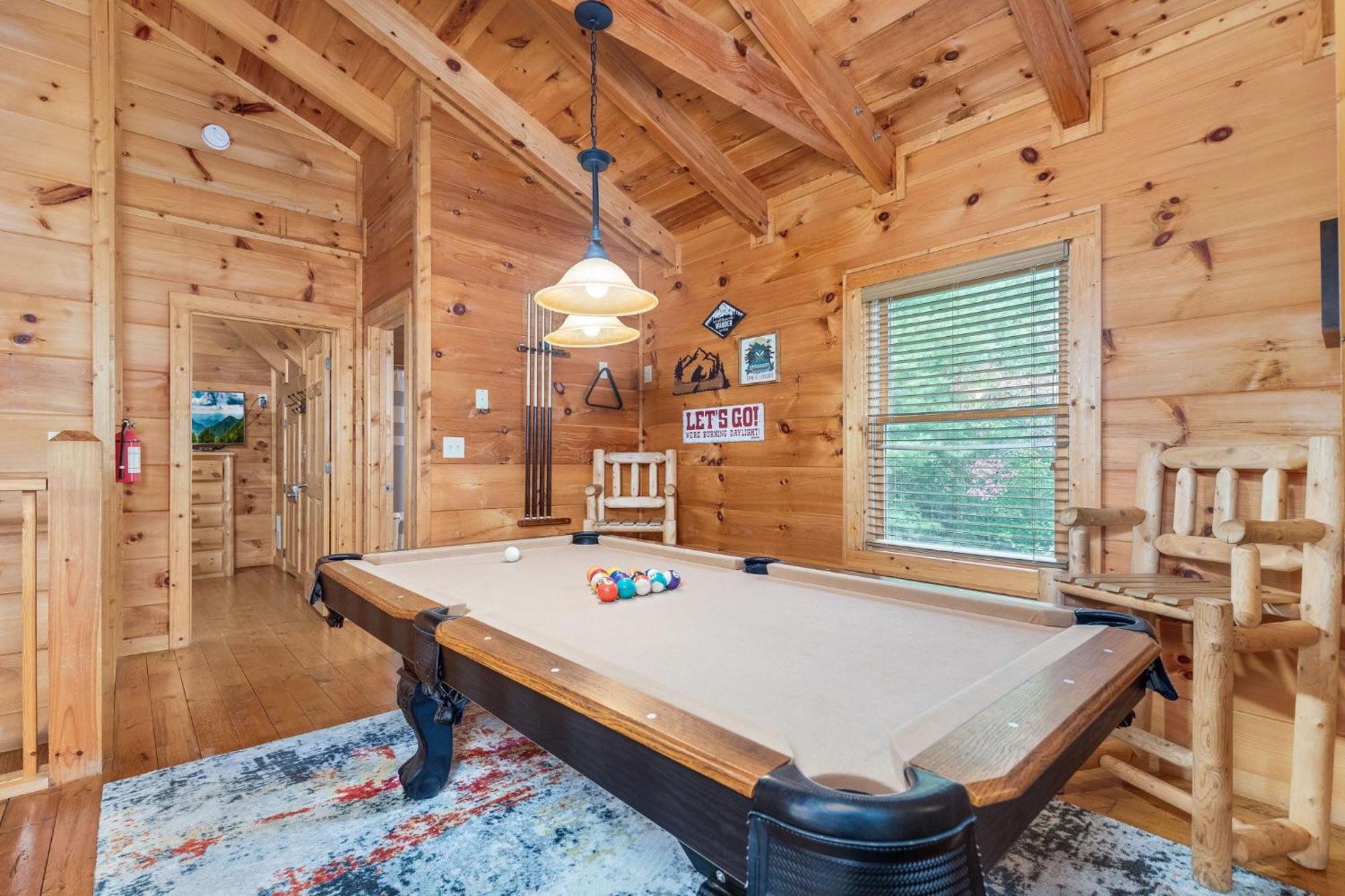 Elegant & Cozy Cabin Near Pigeon Forge เซอเวียร์วีล ภายนอก รูปภาพ