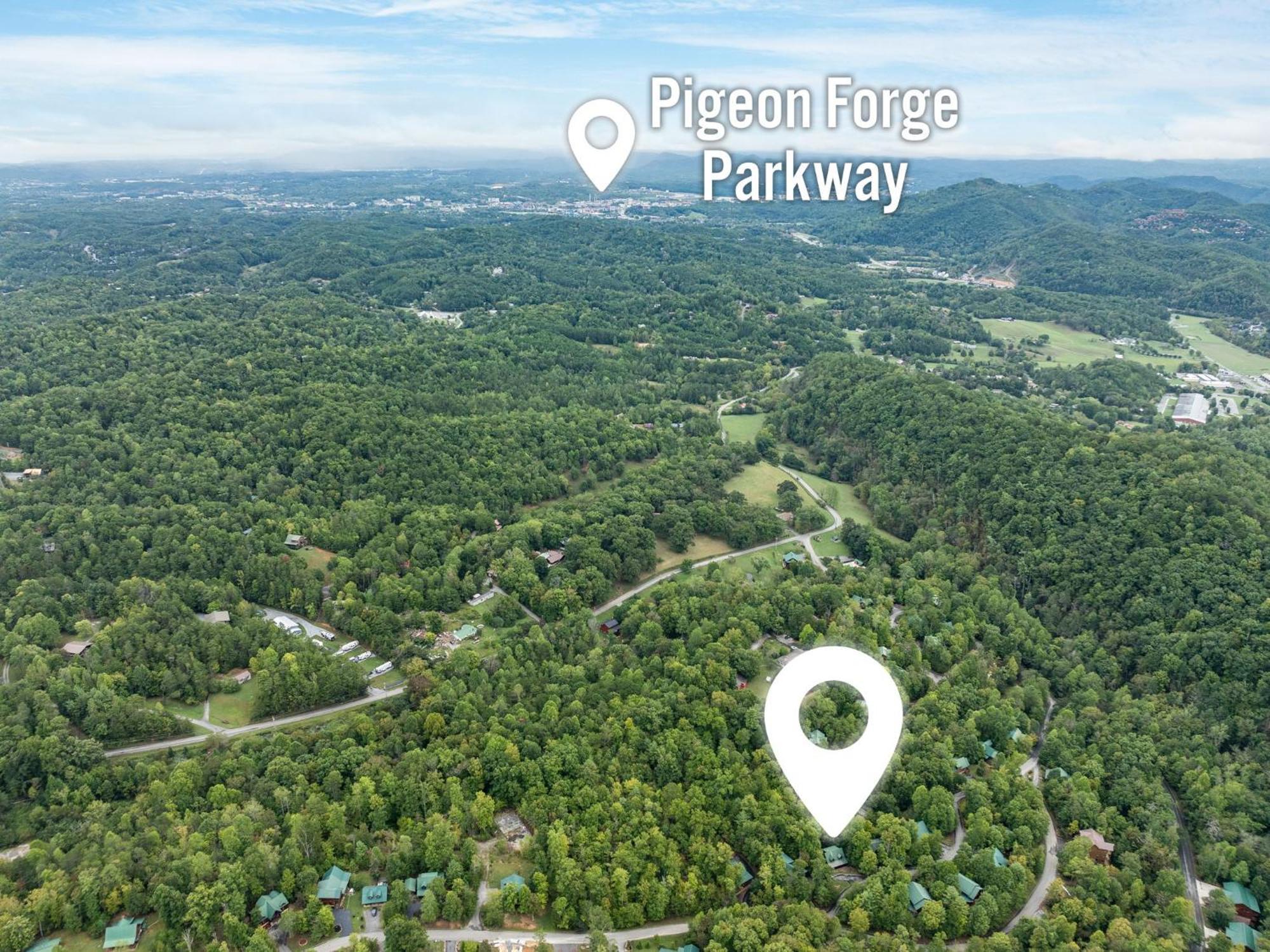 Elegant & Cozy Cabin Near Pigeon Forge เซอเวียร์วีล ภายนอก รูปภาพ