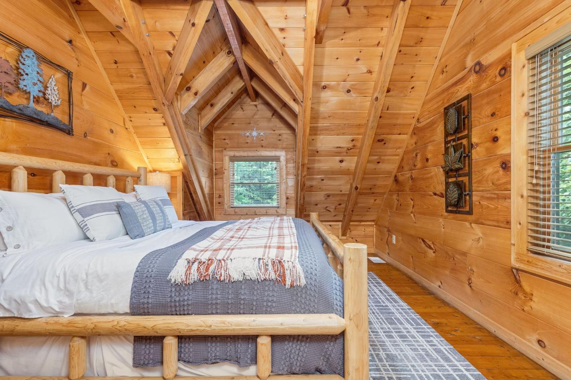 Elegant & Cozy Cabin Near Pigeon Forge เซอเวียร์วีล ภายนอก รูปภาพ